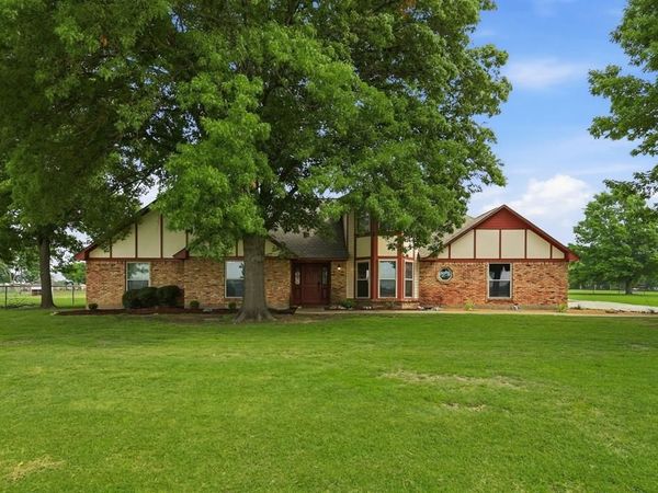 11303 Southwind Place, Krum, TX 76249