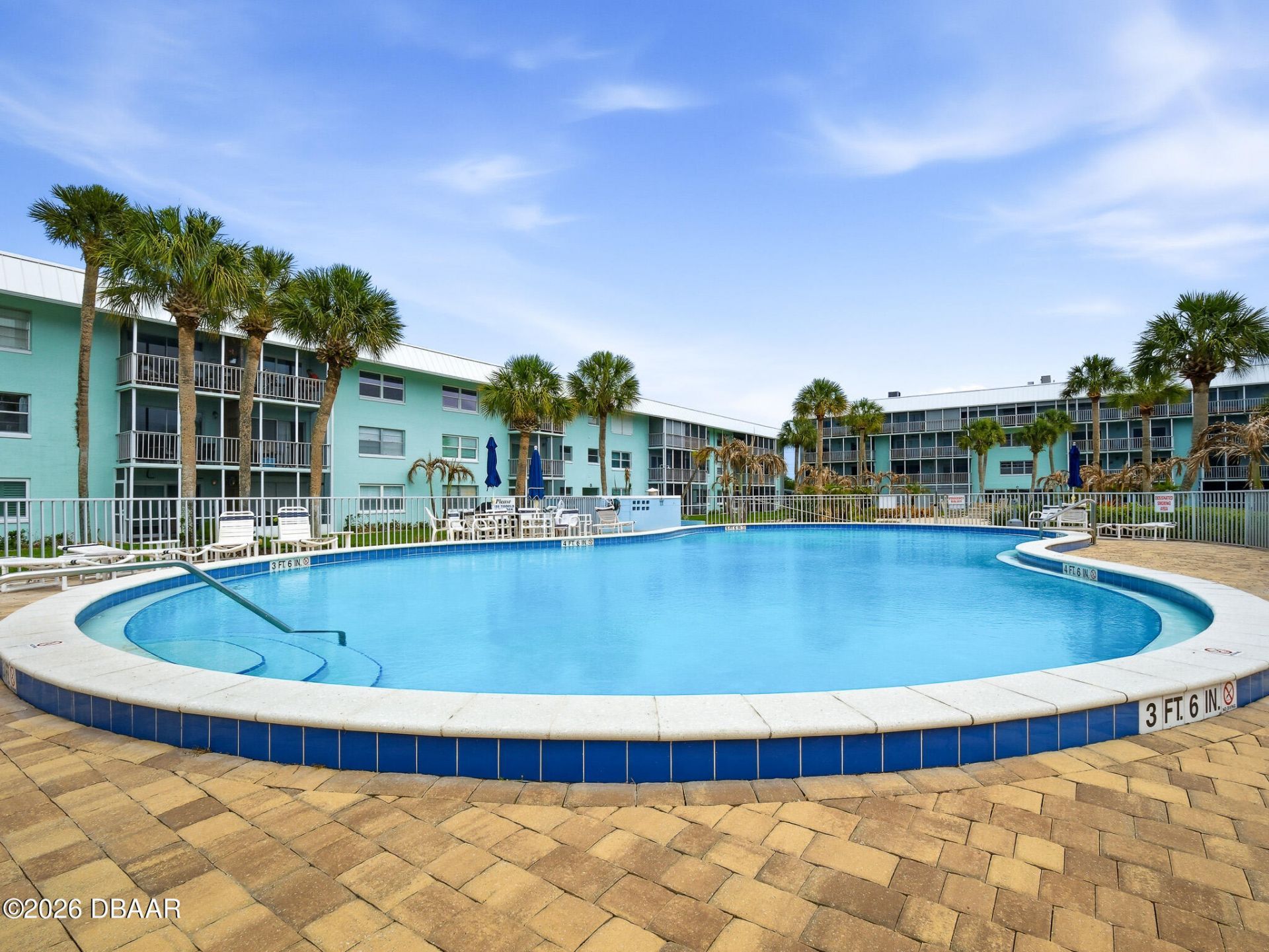 325 N Causeway, Unit D304, New Smyrna Beach, FL 32169 Photo