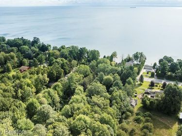 4188 Lakeshore Drive Road , Lexington Twp, MI 48450