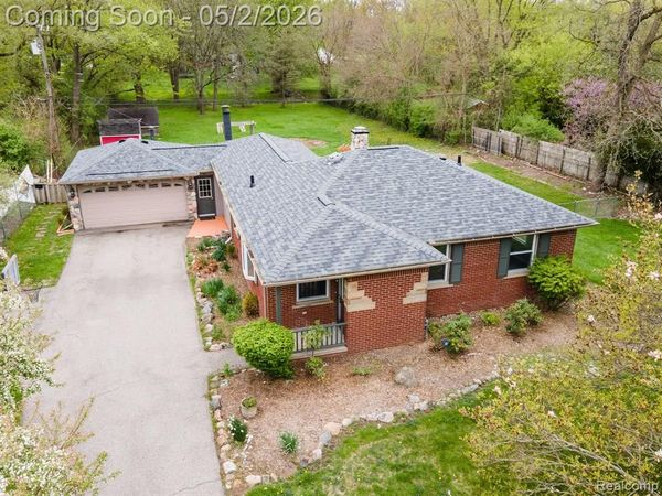 111 Blanche Drive, Troy, MI 48098