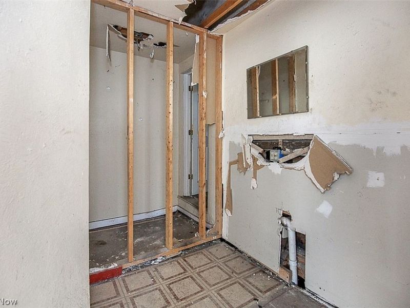 1054 E 71st Street, Cleveland, OH 44103 Photo 12