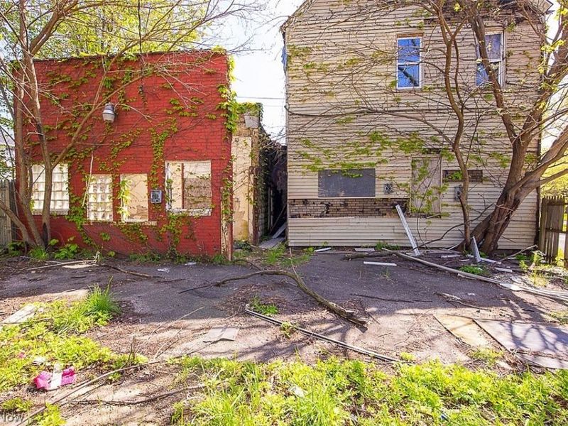 1054 E 71st Street, Cleveland, OH 44103 Photo 5