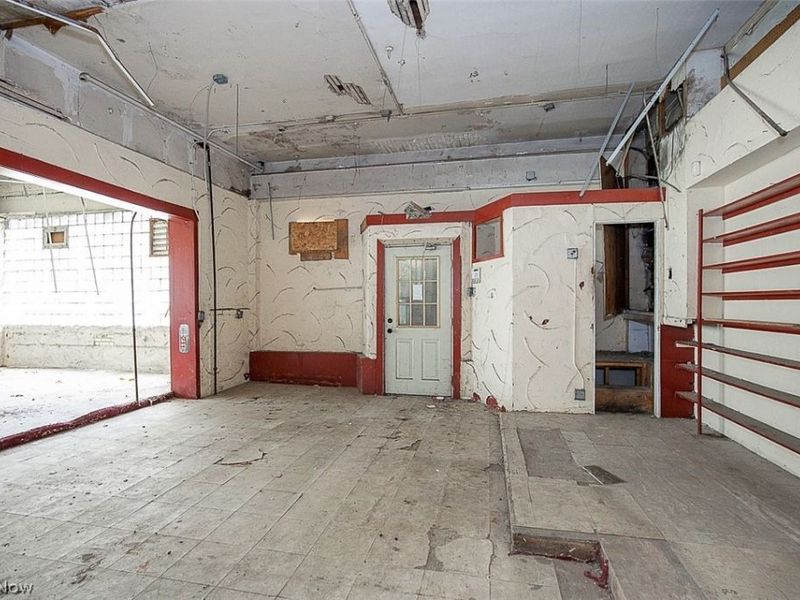 1054 E 71st Street, Cleveland, OH 44103 Photo 8