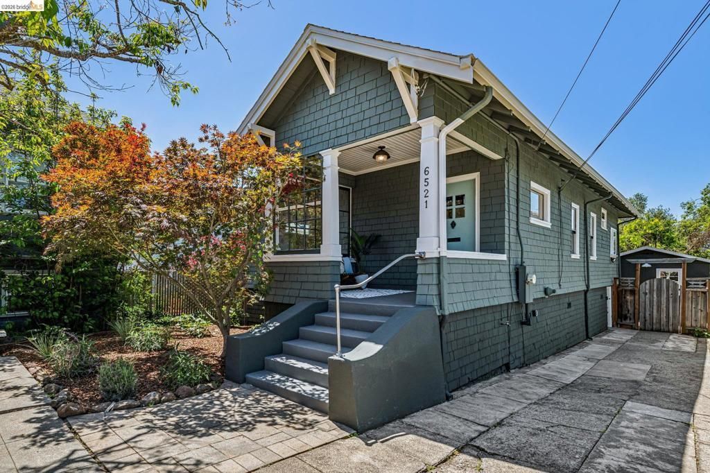 6521 Dover St, Berkeley, CA 94703 Main Photo