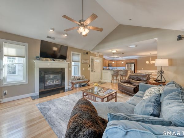 95 South Ridge, Unit E201, Berlin, CT 06037