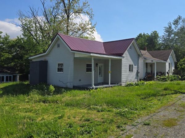 131 Carr, Blanchester, OH 45107