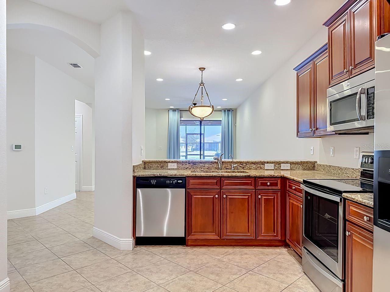 206 Shell Falls Drive , Apollo Beach, FL 33572 Photo