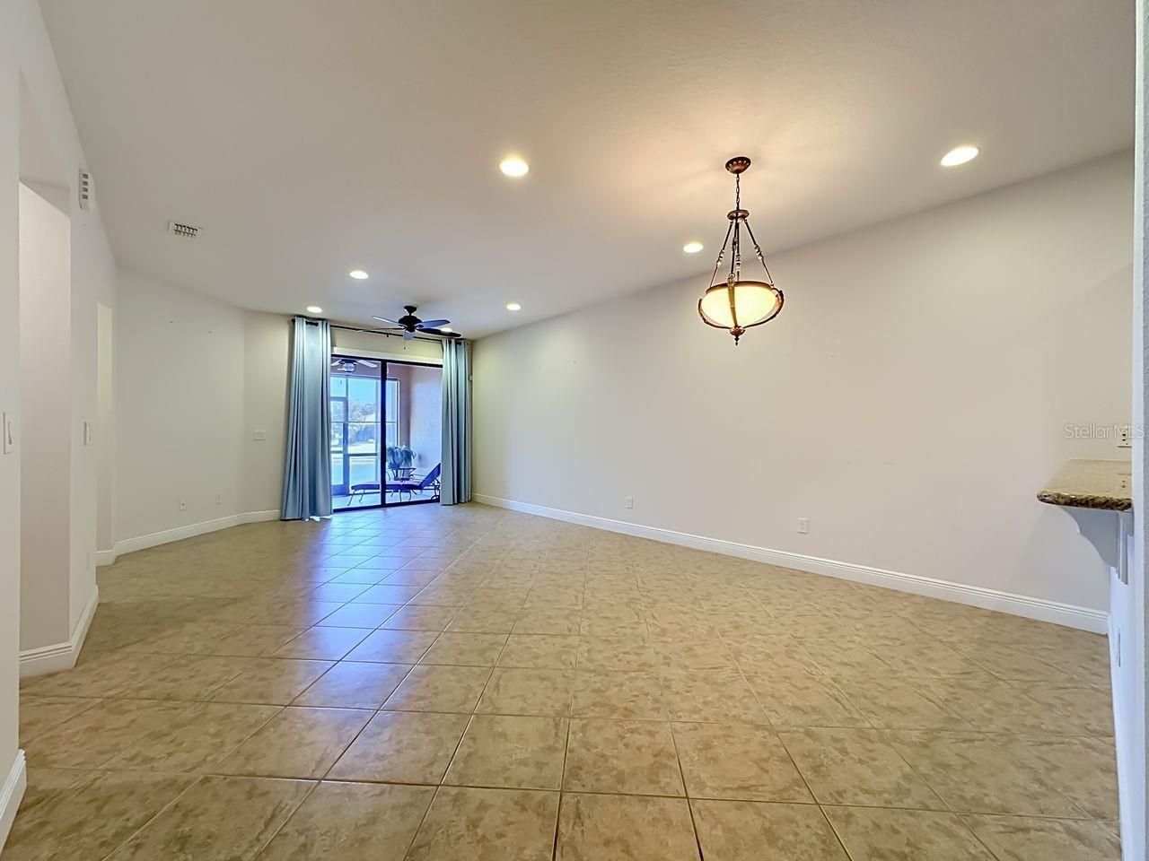 206 Shell Falls Drive , Apollo Beach, FL 33572 Photo