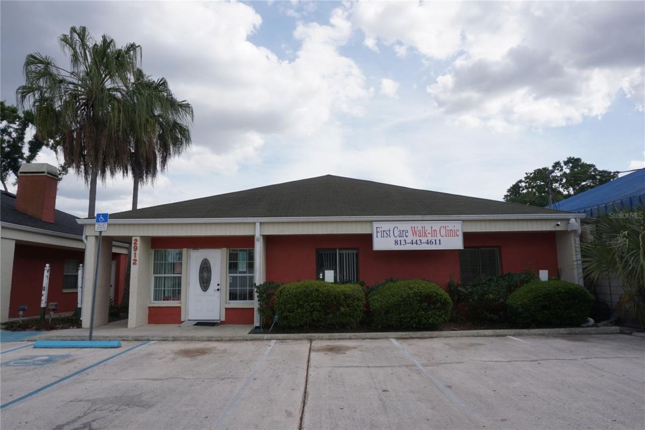 2910 W Waters Avenue , Tampa, FL 33614 Photo