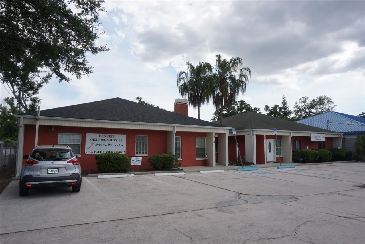 2910 W Waters Avenue , Tampa, FL 33614 Photo