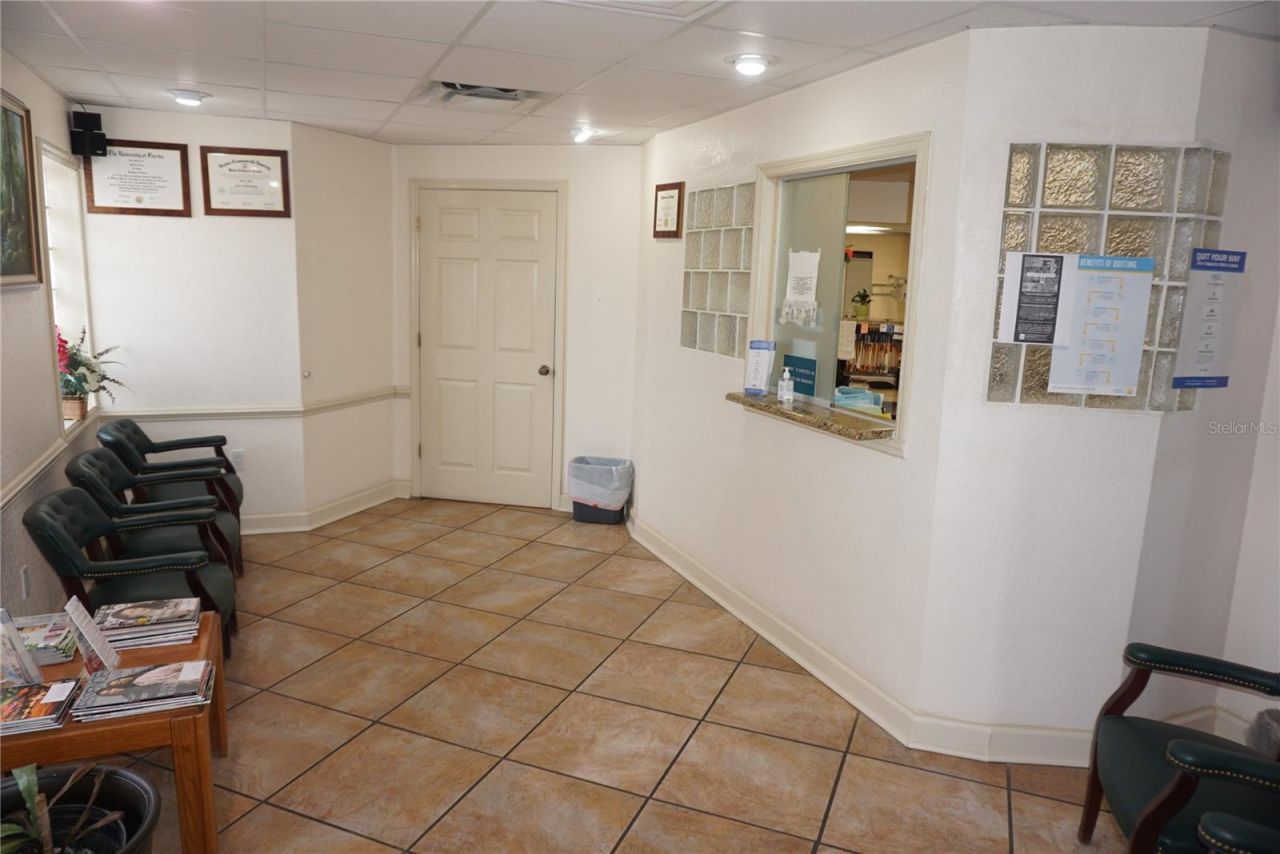 2910 & 2912 W Waters Avenue, Tampa, FL 33614 Photo