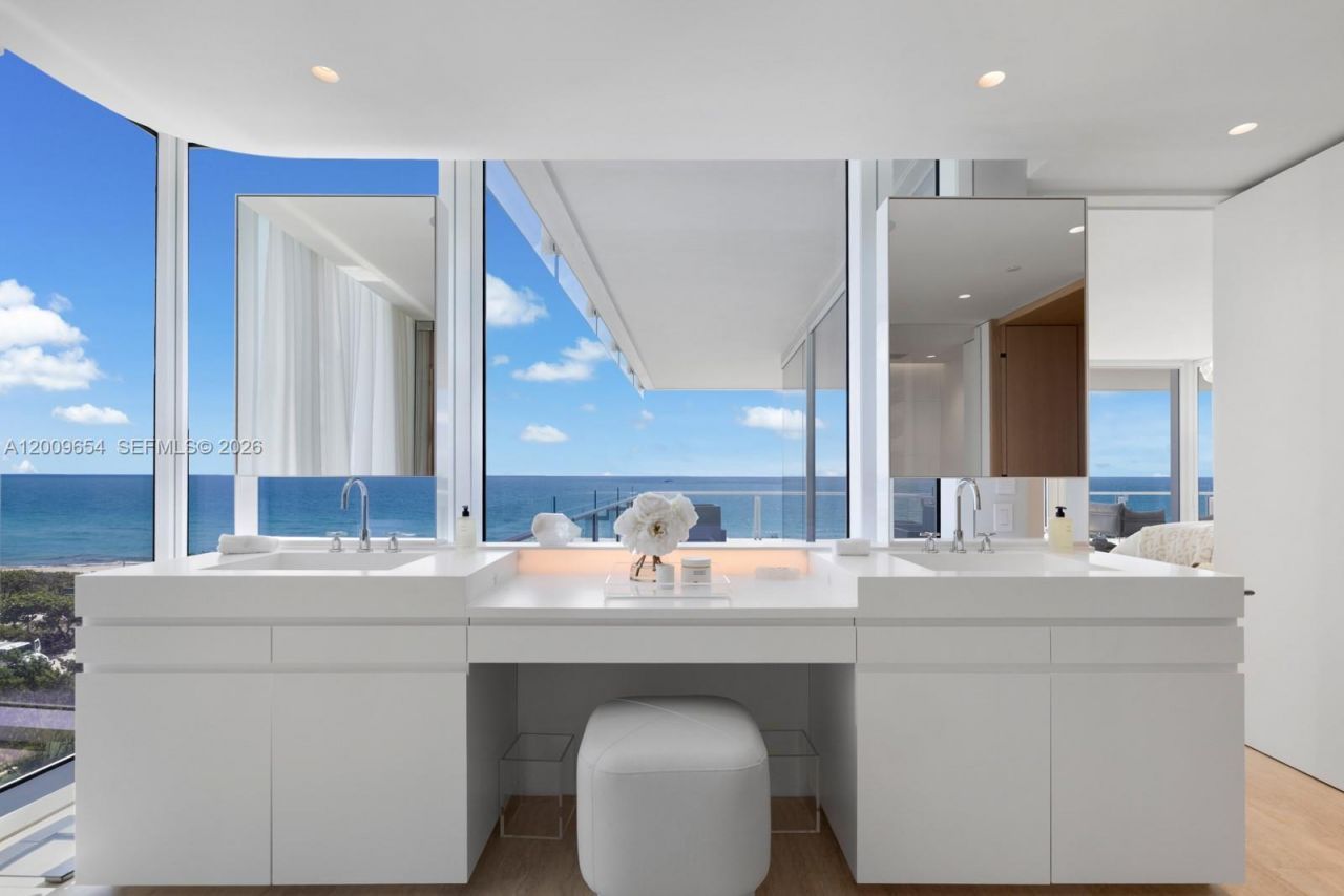 9111 Collins Ave , Unit N-521, Surfside, FL 33154 Photo