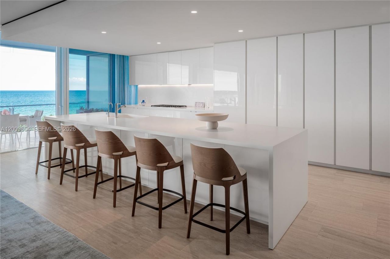 9111 Collins Ave , Unit N-521, Surfside, FL 33154 Photo