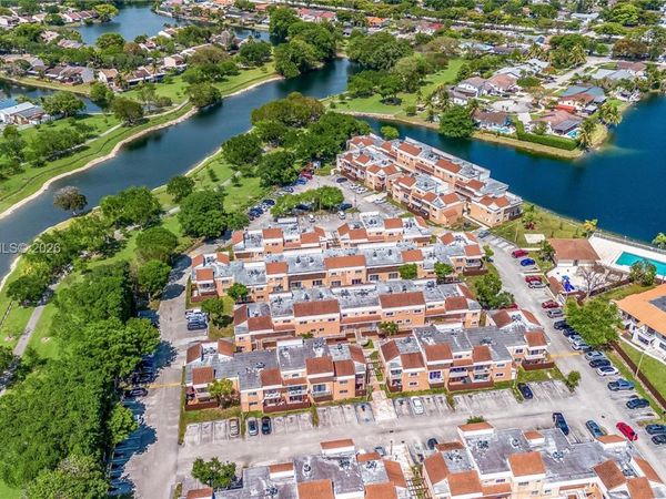 14905 SW 80th St , Unit 212, Miami, FL 33193