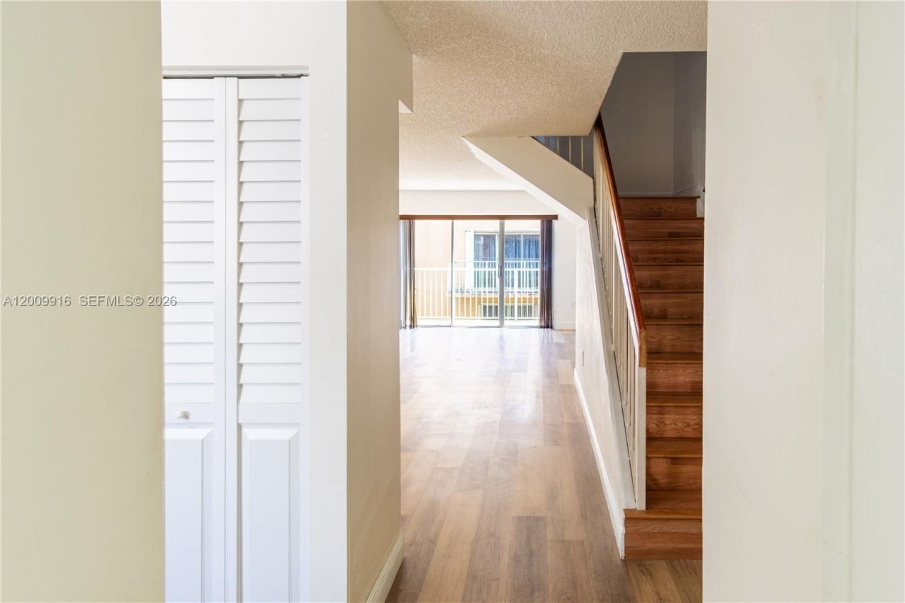 14905 SW 80th St , Unit 212, Miami, FL 33193 Photo