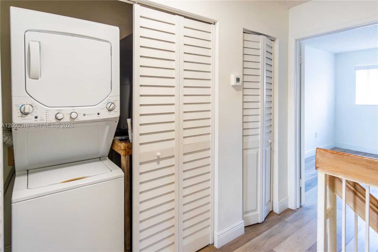 14905 SW 80th St , Unit 212, Miami, FL 33193 Photo