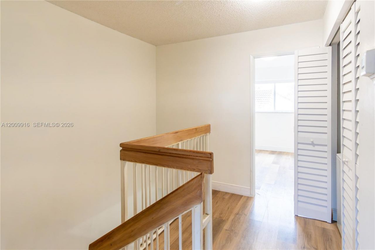 14905 SW 80th St , Unit 212, Miami, FL 33193 Photo