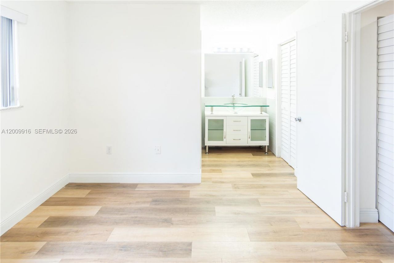 14905 SW 80th St , Unit 212, Miami, FL 33193 Photo