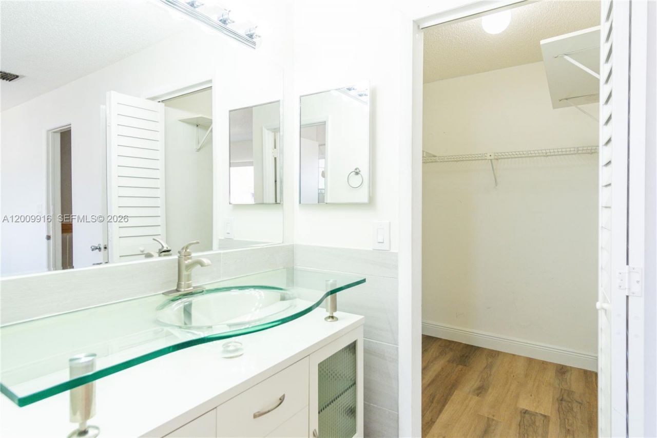 14905 SW 80th St , Unit 212, Miami, FL 33193 Photo