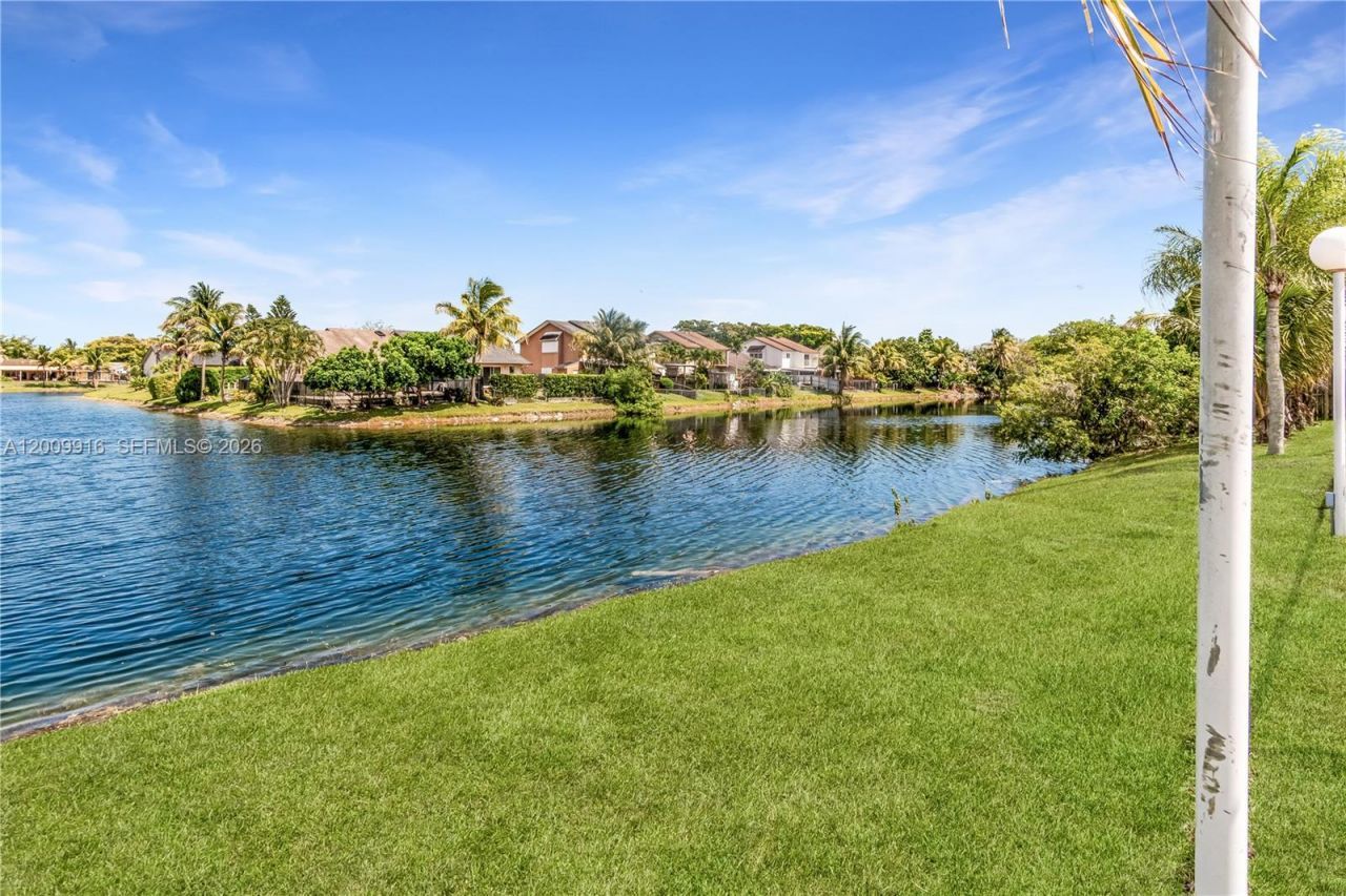 14905 SW 80th St , Unit 212, Miami, FL 33193 Photo