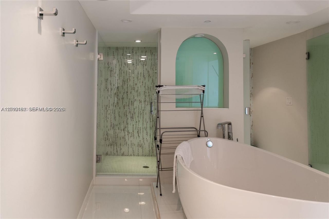 250 S Ocean Blvd , Unit 14H, Boca Raton, FL 33432 Photo