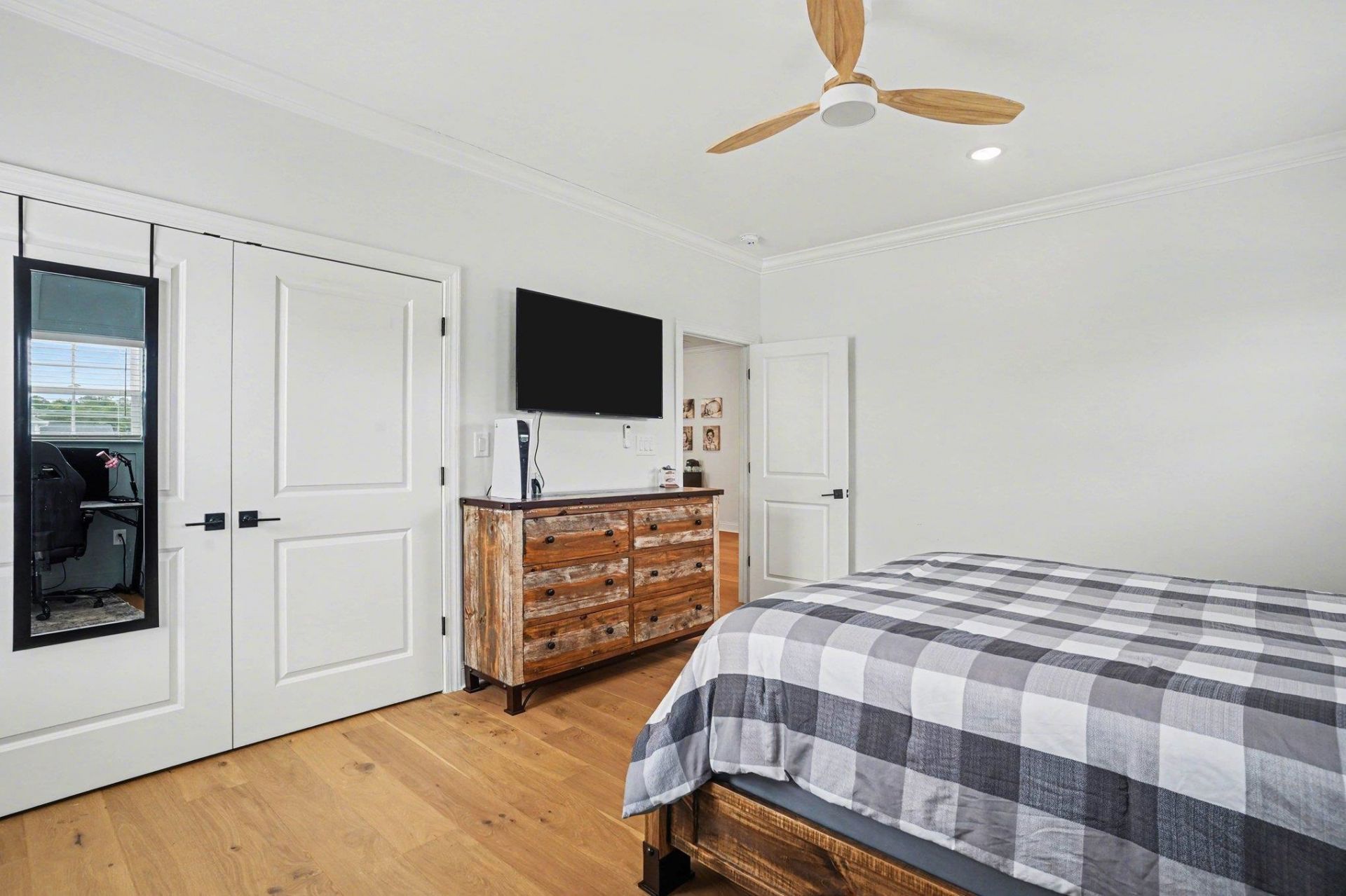 2075 Summer Rose Ln. Photo 38