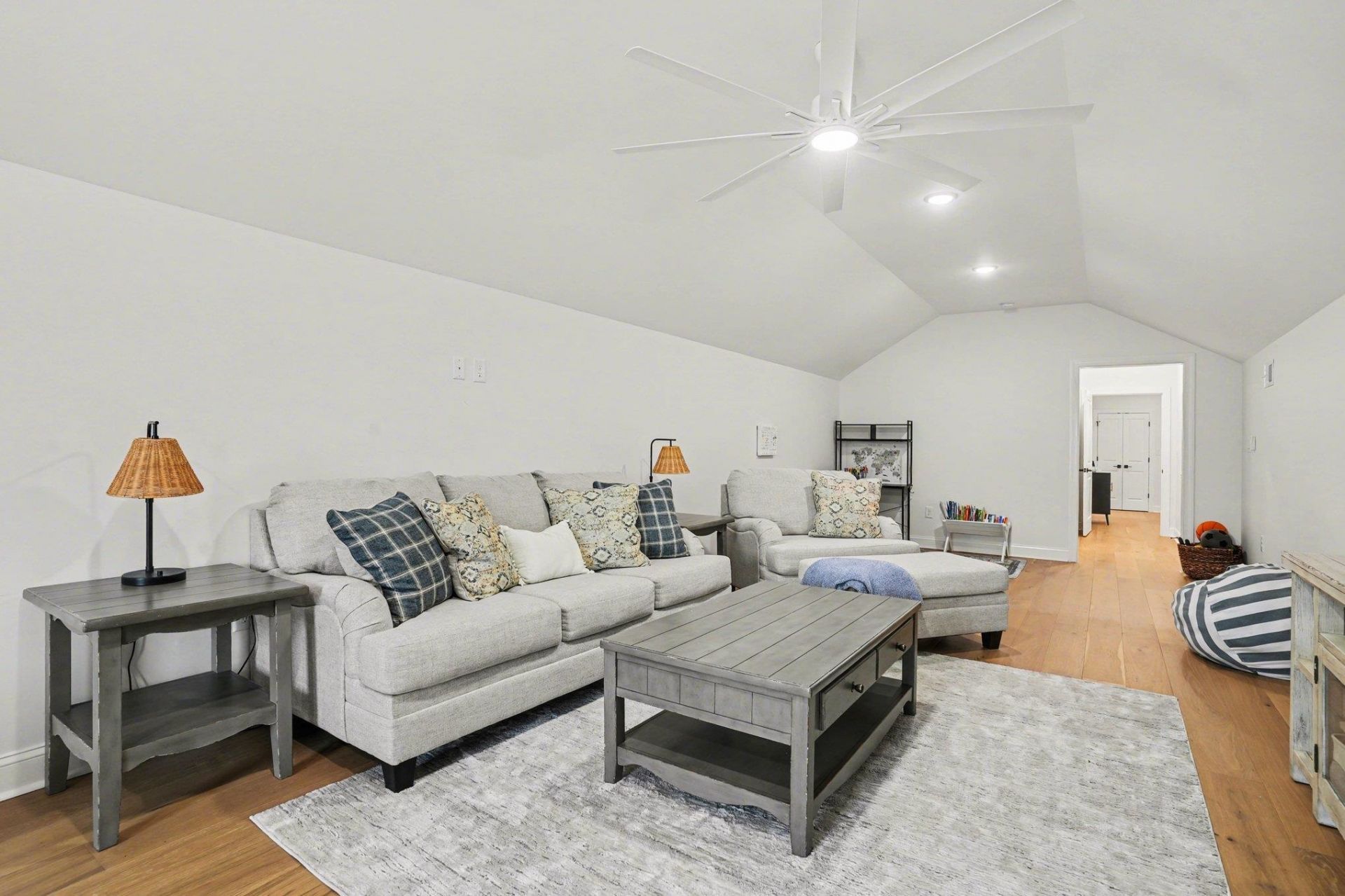 2075 Summer Rose Ln. Photo 42