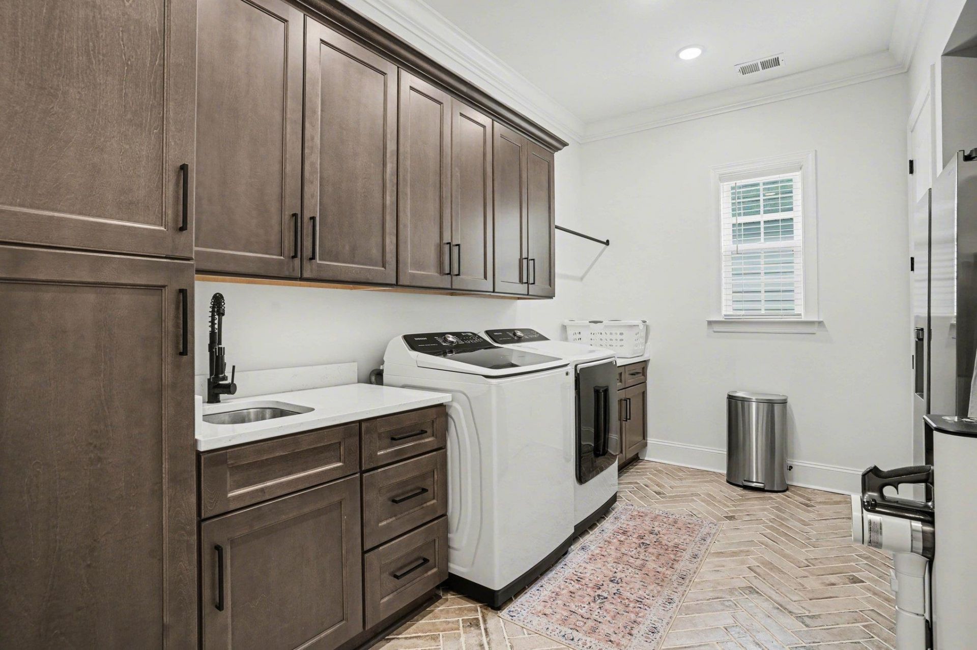 2075 Summer Rose Ln. Photo 46