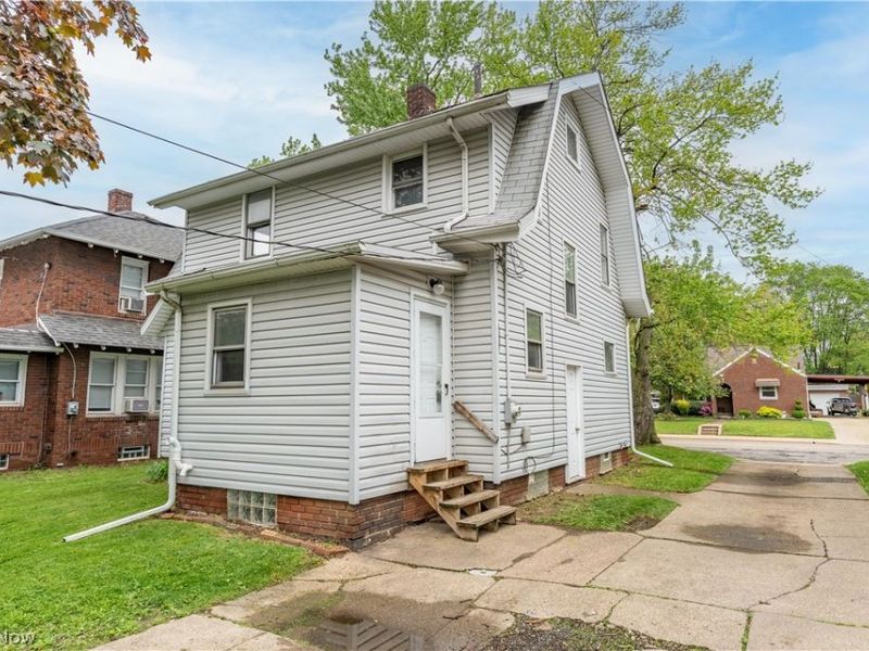 2910 13th Street NW, Canton, OH 44708 Photo 4