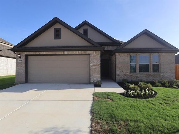 3708 Yarrow Drive, Denton, TX 76226