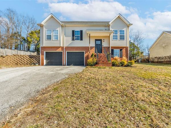 570 Clark Circle , Bowling Green, KY 42103