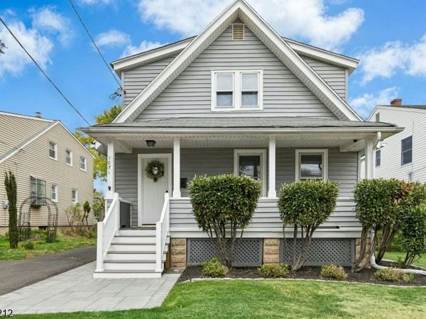 1071 Hetfield Ave, Scotch Plains, NJ 07076