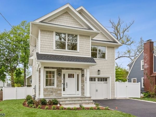 4 Shadylawn Dr, Madison, NJ 07940