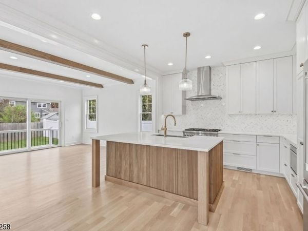 4 Shadylawn Dr, Madison, NJ 07940