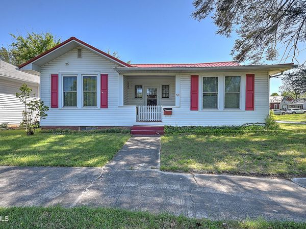 400 New Street, Johnson City, TN 37601