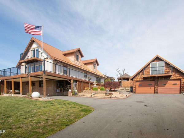 917 Painter Creek Road, Bristol, TN 37620