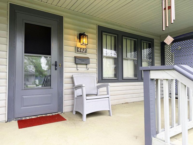 442 Larcomb Avenue, Columbus, OH 43223 Photo 2