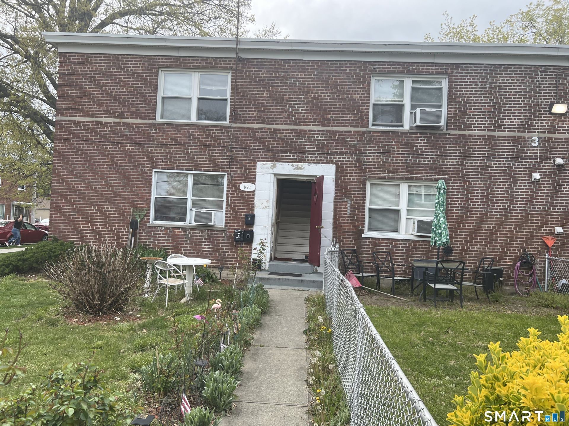 395-bld 3 Granfield, Unit D, Bridgeport, CT 06610 Main Photo