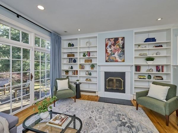 16 Harrison St, Newton, MA 02461