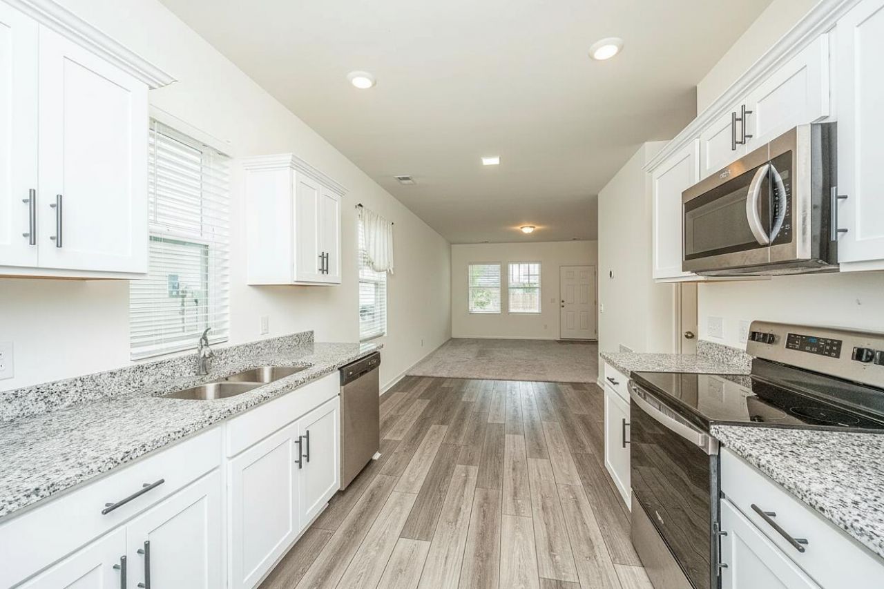 309 Sedona Drive Photo 12