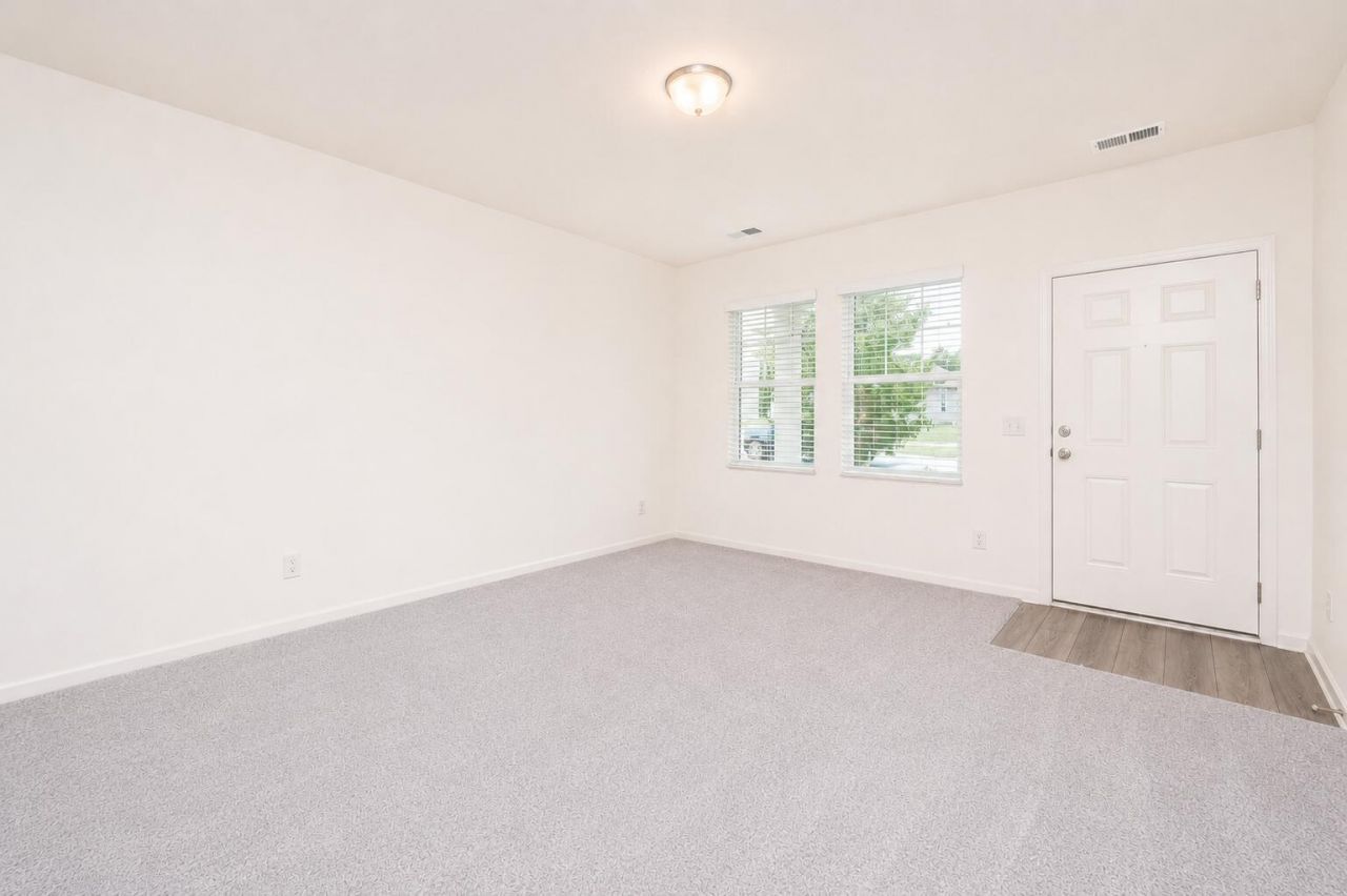 309 Sedona Drive Photo 4