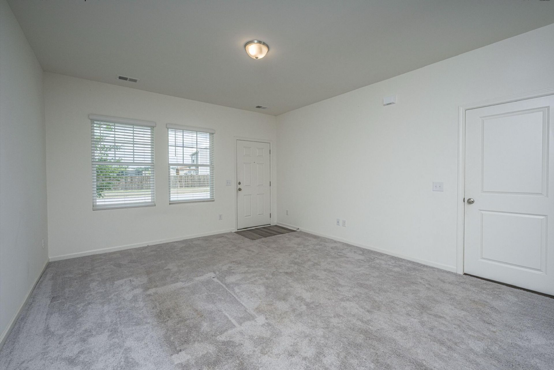 309 Sedona Drive Photo 5