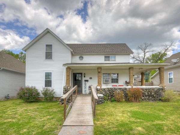 709 W 2nd Street , Webb City, MO 64870
