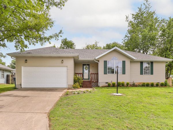 714 S Rice Street, Nixa, MO 65714