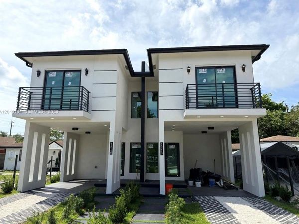 1816 NW 49th St, Miami, FL 33142