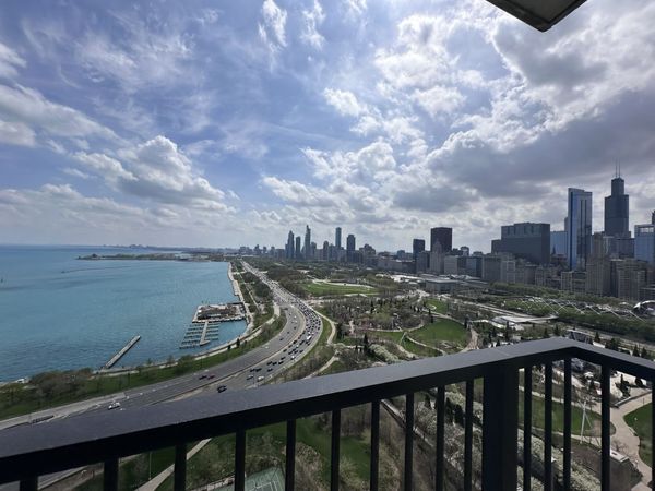 400 E Randolph Street , Unit 3405, Chicago, IL 60601