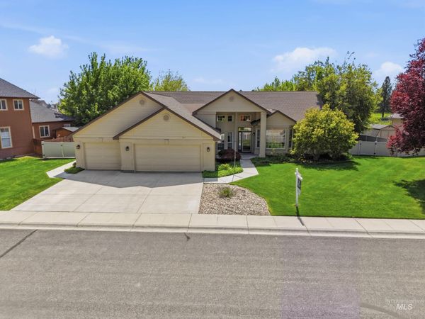 2319 E Skokie Court, Eagle, ID 83616