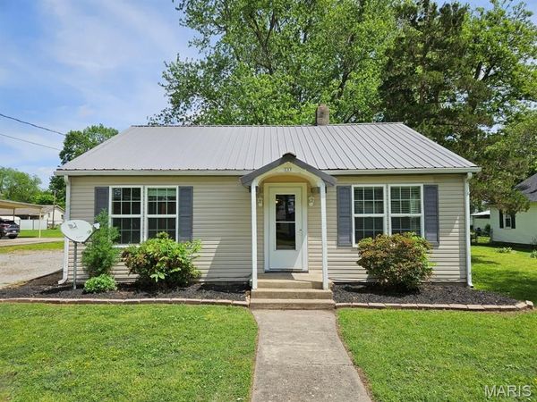 113 Driskell Street , Oran, MO 63771