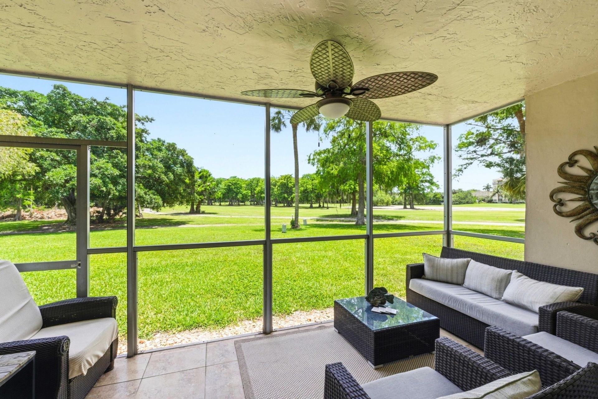 3800 Oaks Clubhouse Drive, Unit 106, Pompano Beach, FL 33069 Photo
