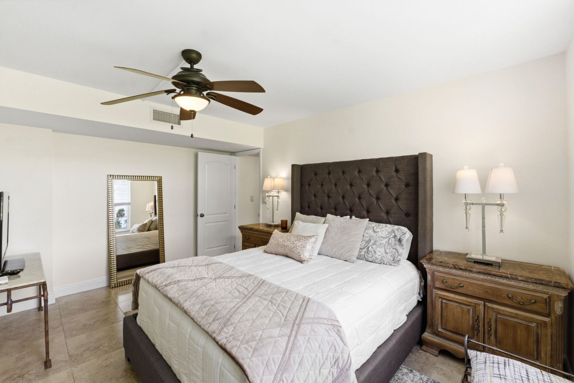 3800 Oaks Clubhouse Drive, Unit 106, Pompano Beach, FL 33069 Photo